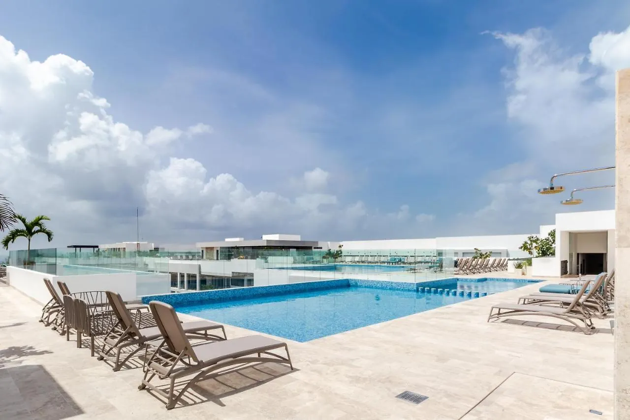 Modern And Cozy 1Br Apartment With City Views. Playa del Carmen Meksyk